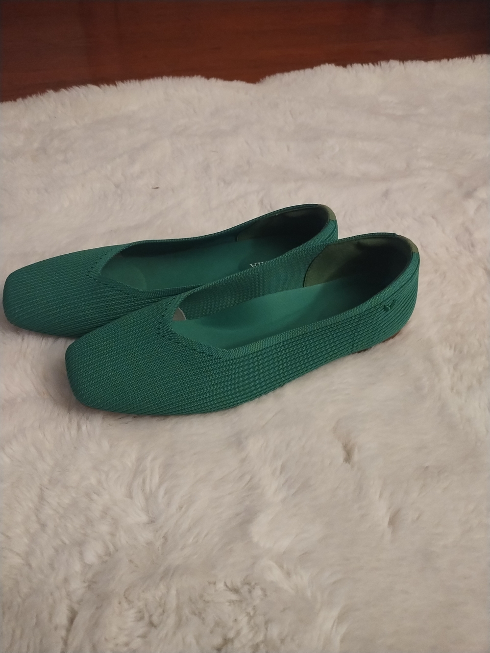 Ribbed Teal Women's Slip-On Ballet Flats - Picture 2 of 9